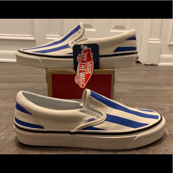 NEW Vans Blue and White Striped Slip-Ons with box - Picture 2 of 3